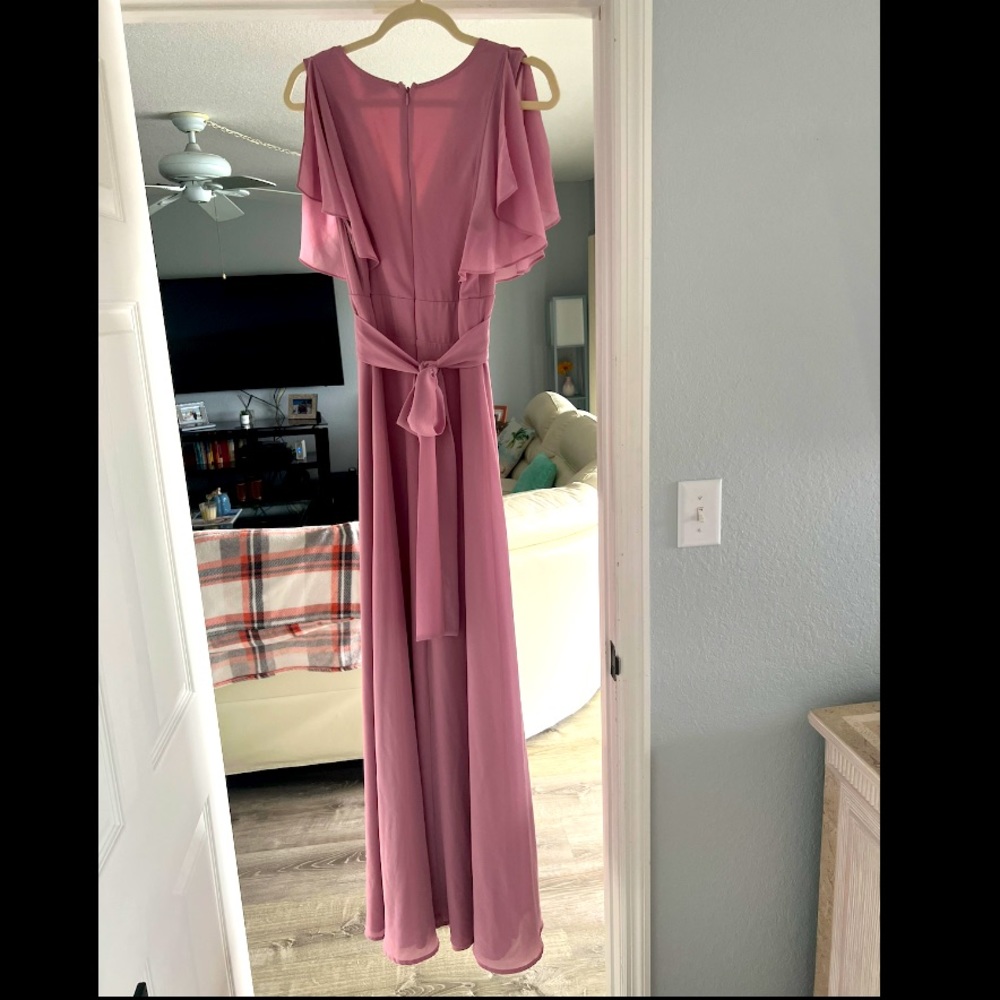 Violet Lulus long formal maxi dress ruffle sleeves with belt size M